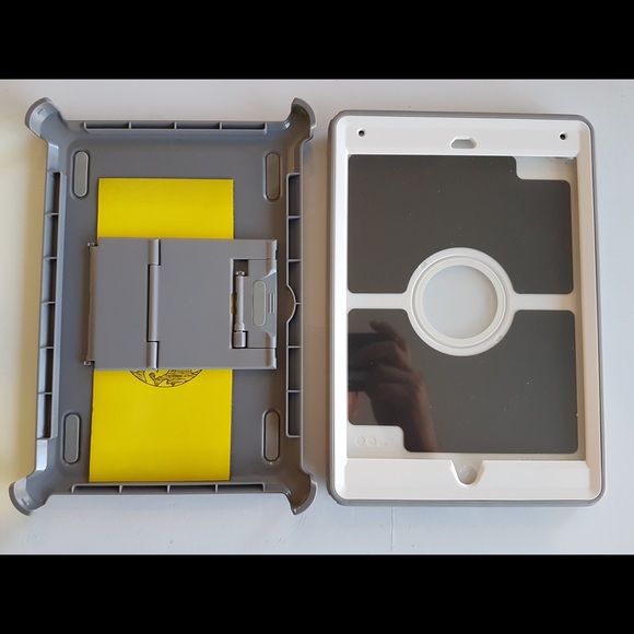 IPAD Air 2 defender Case - Picture 2 of 4